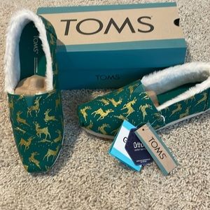 NIB/WT- TOMS Alpargata Shoes-Size 6